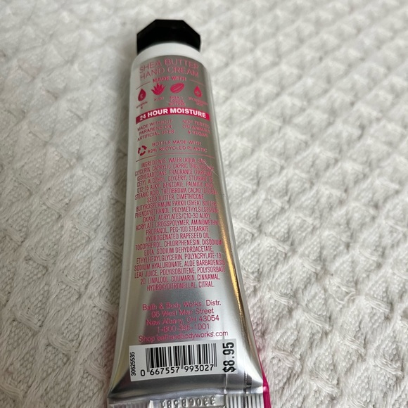 Bath & Body Works Shea Butter Hand Cream Lot of 2 - Picture 5 of 6
